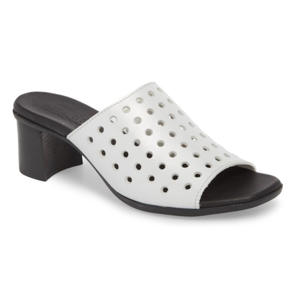 Munro Jules Perforated Heeled Mules White Silver Wash Nubuck - Picture 2 of 16